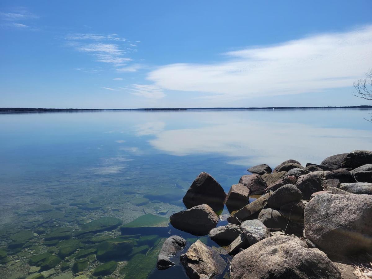 Unique Waterfront House With Private Beach Gananoque Esterno foto