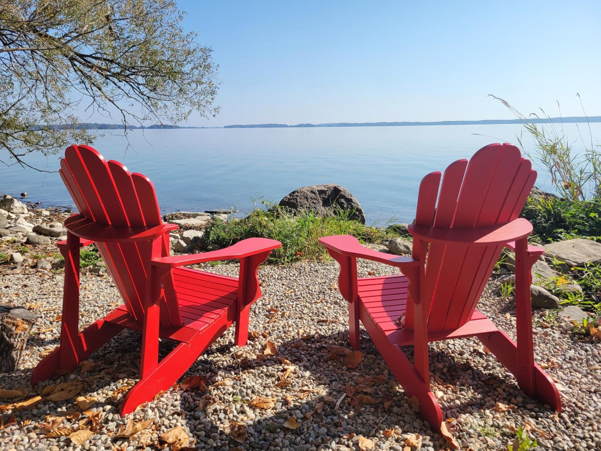 Unique Waterfront House With Private Beach Gananoque Esterno foto